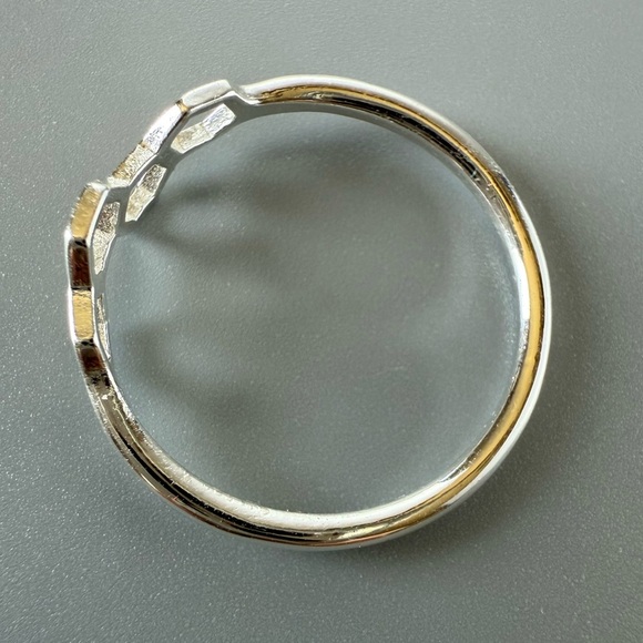 Sterling Silver Honey Comb Ring - Picture 8 of 11
